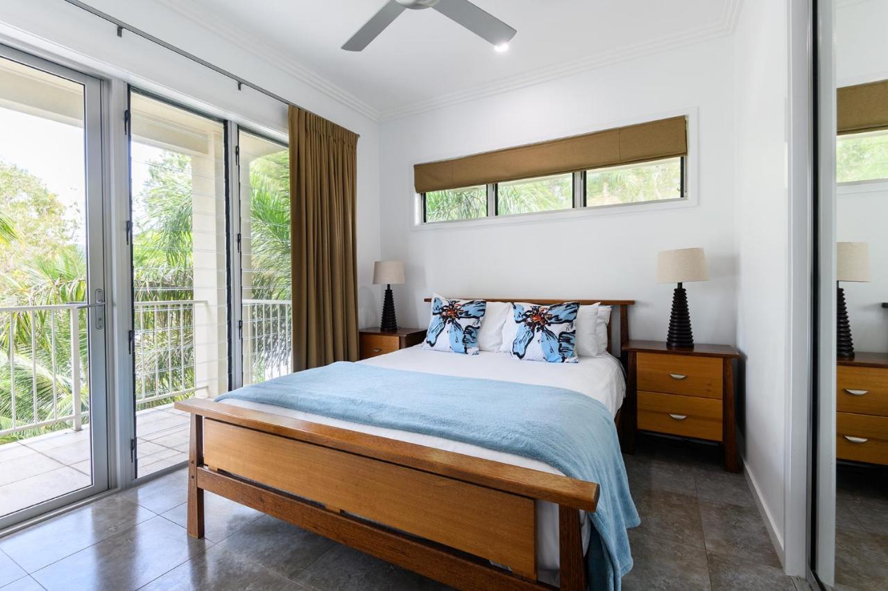 Island Views Beachfront Apartments Palm Cove Luaran gambar