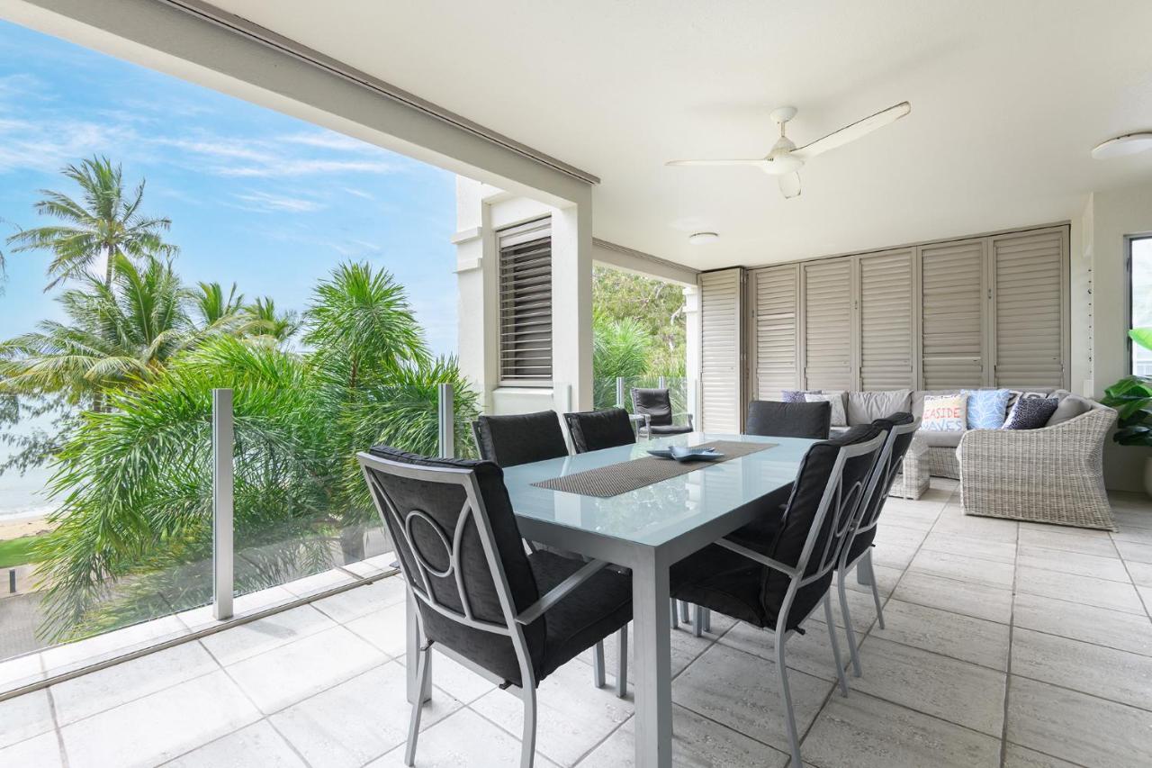 Island Views Beachfront Apartments Palm Cove Luaran gambar
