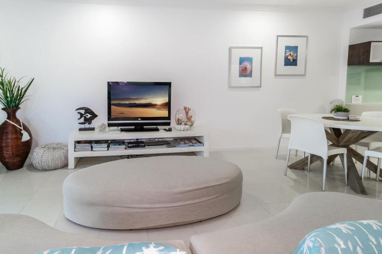 Island Views Beachfront Apartments Palm Cove Luaran gambar